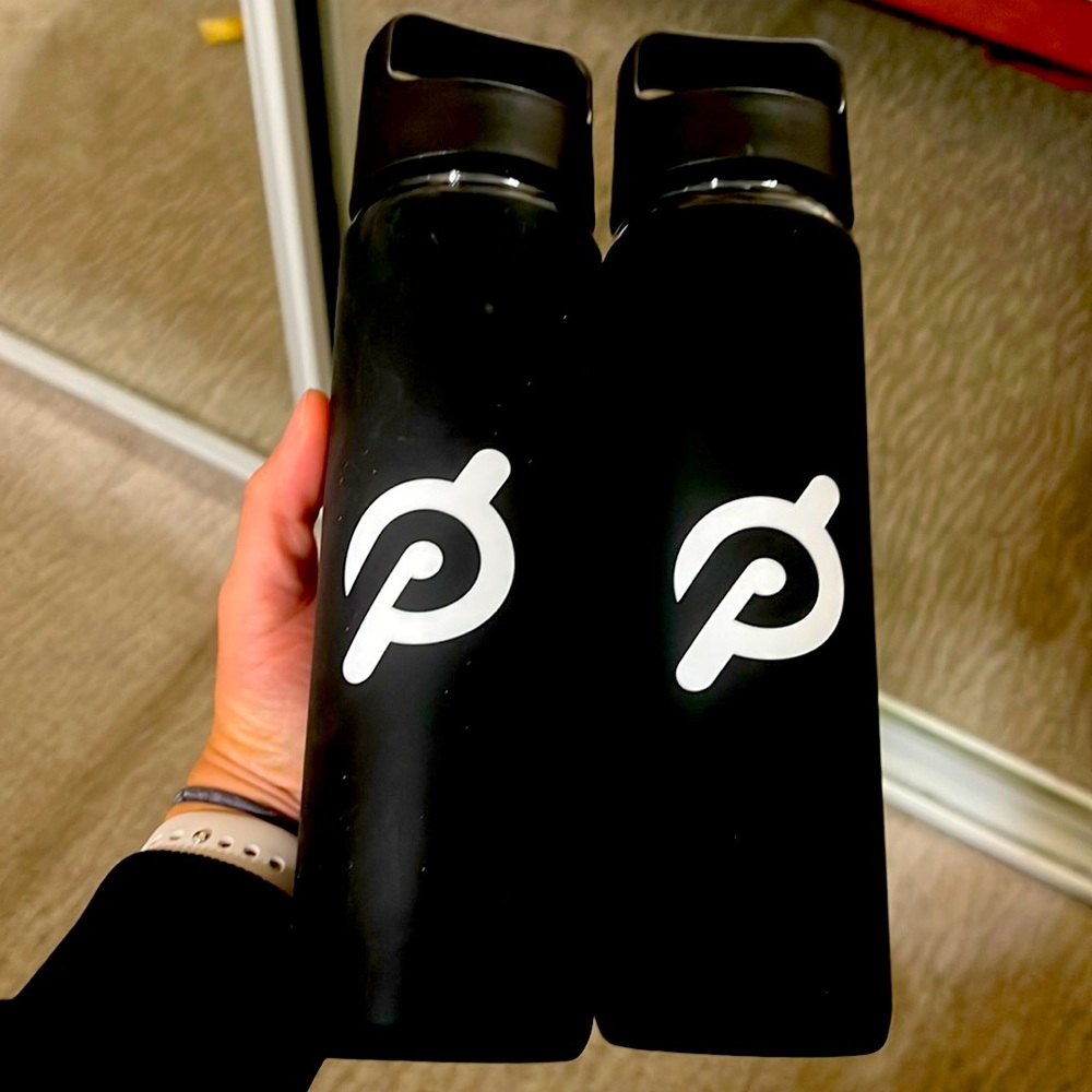 2 pack brand new glass peloton water bottles